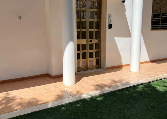 Maria Palese Ferienhaus *